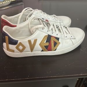 Great used condition - Gucci “Loved” Sneakers/Tennis Shoes White Dust bags & BOX